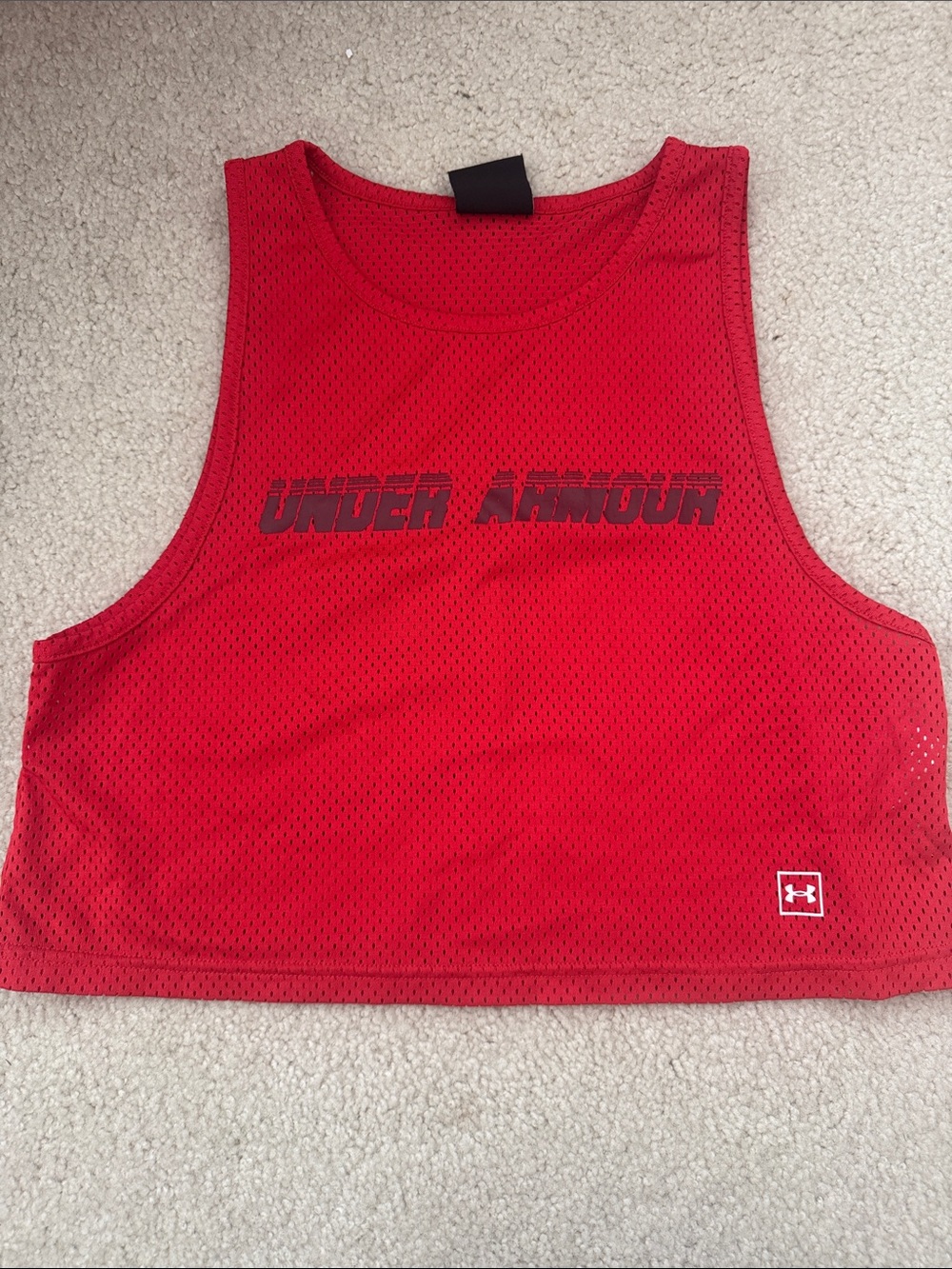 Under Armour Red Mesh Sport Crop Tank